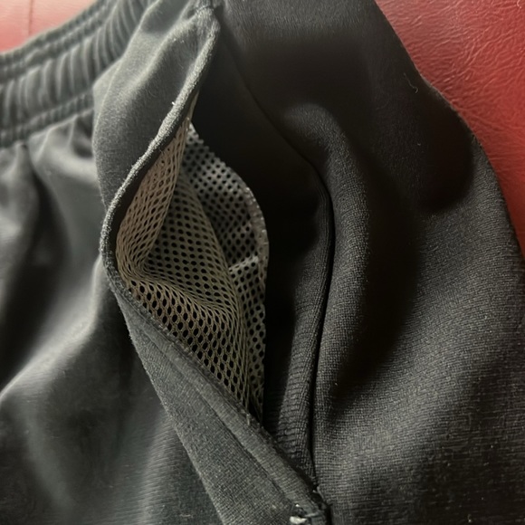 Boys Youth Under Armour Sweatpants - Picture 3 of 7